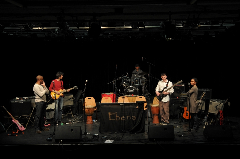 Evry Daily Photo - Concert Ebena a Grigny 021.jpg